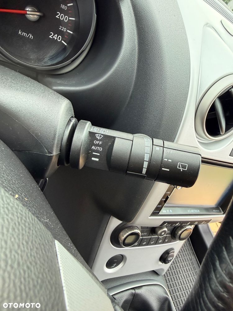 Nissan Qashqai 2.0 4 x 4 tekna - 23