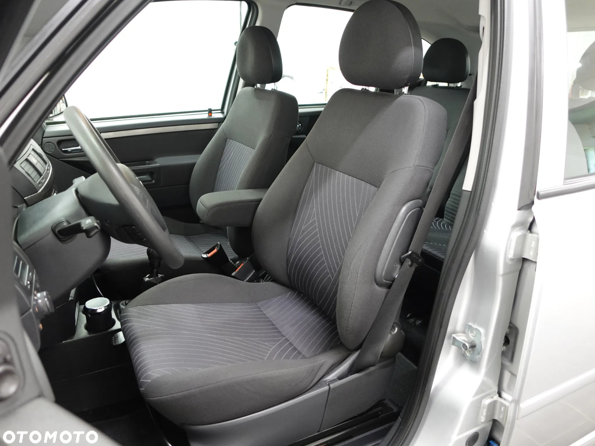 Opel Meriva 1.6 16V - 25