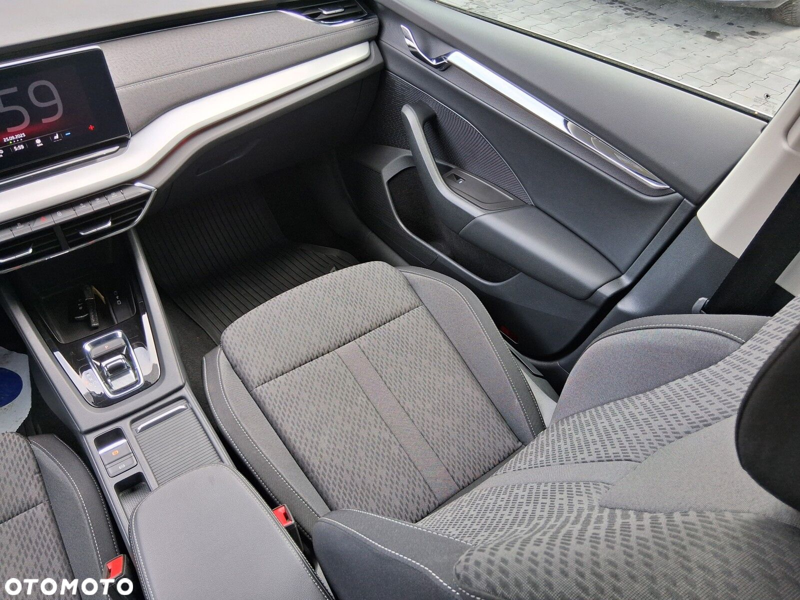Skoda Octavia 2.0 TDI Style DSG - 23