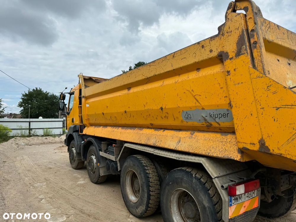 Renault KERAX - 9