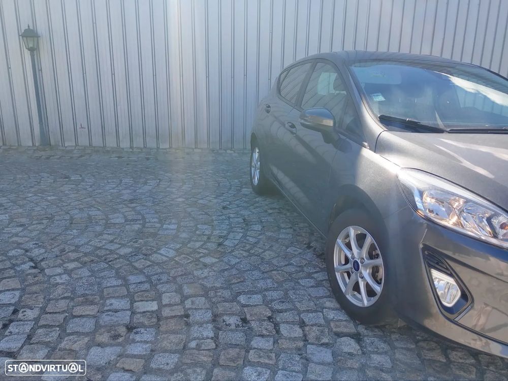 Ford Fiesta - 4
