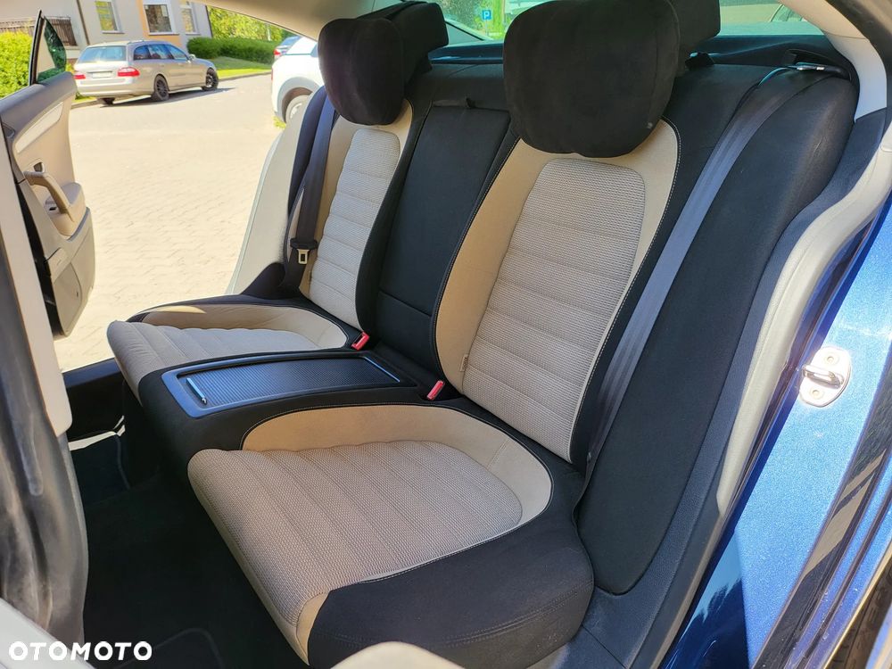Volkswagen CC 2.0 TDI BlueMotion Technology DSG - 30