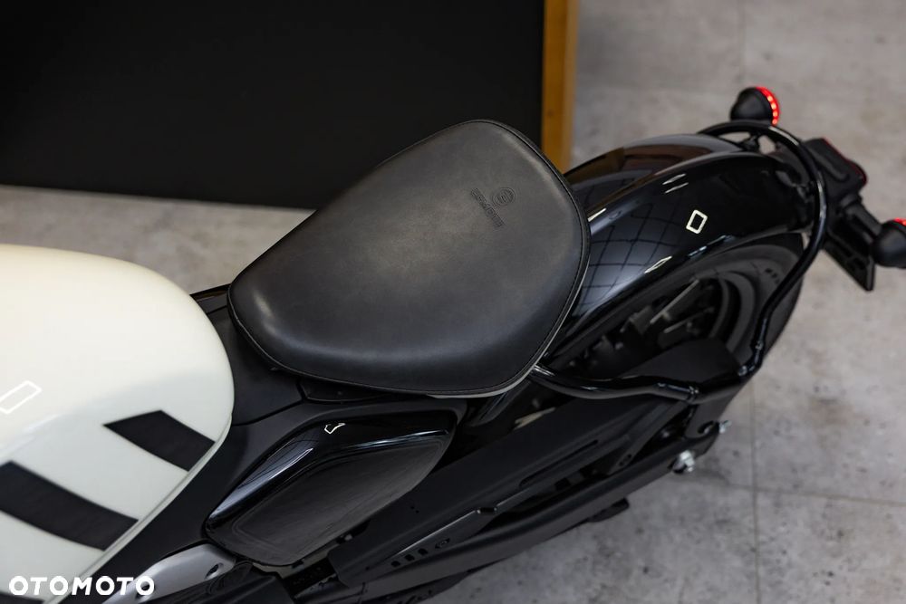 CFMoto 450CL-C Bobber - 9