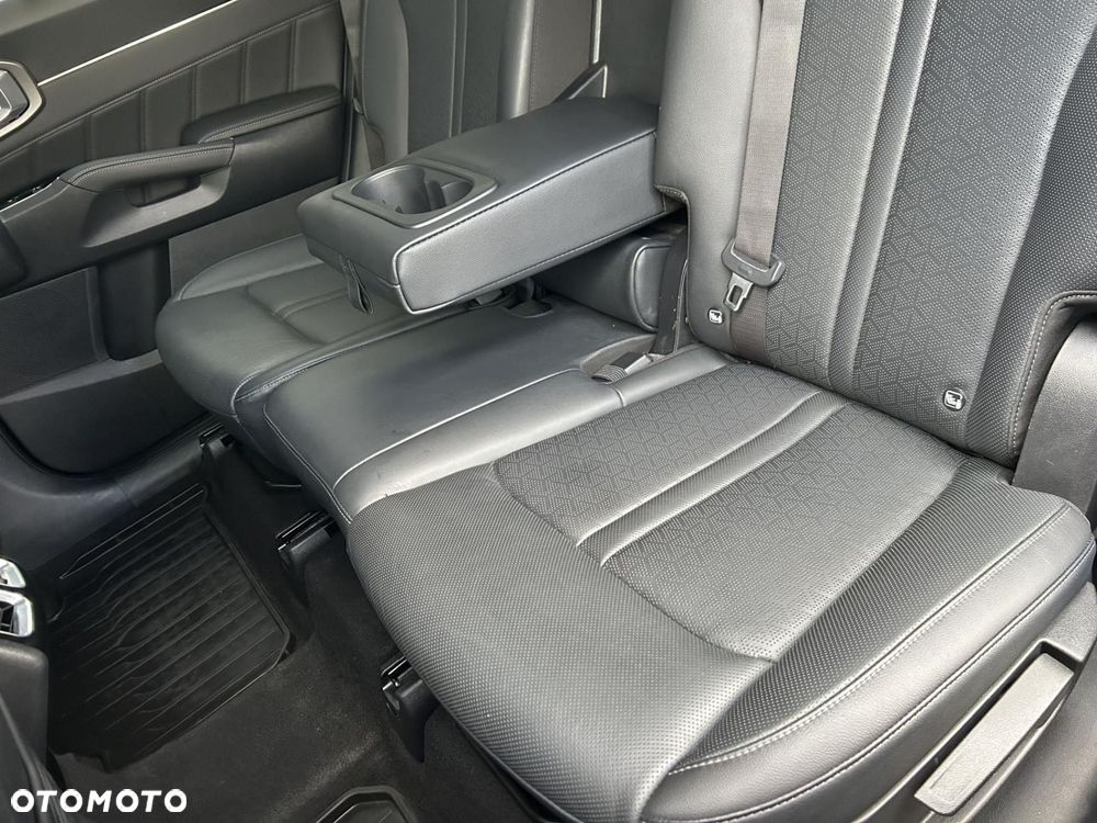 Kia Sorento - 13