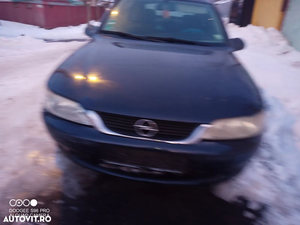 dezmembrez opel vectra B 1.6 74kw si1.8 85kw benzina - 5