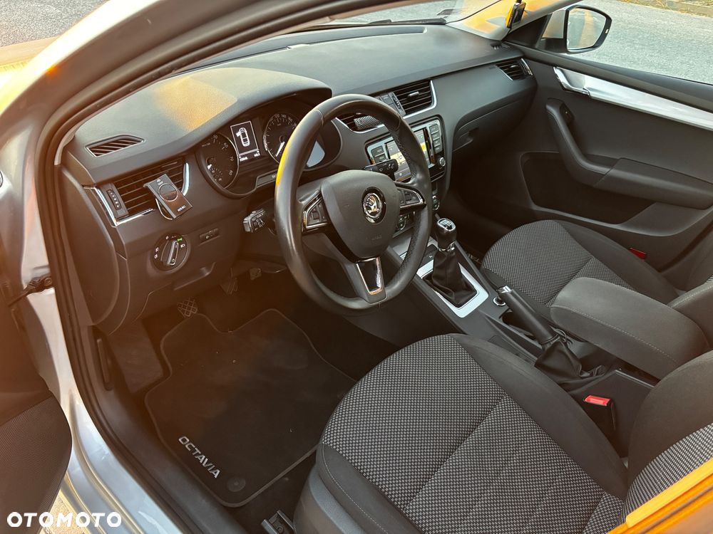 Skoda Octavia 1.4 TSI Ambition - 16