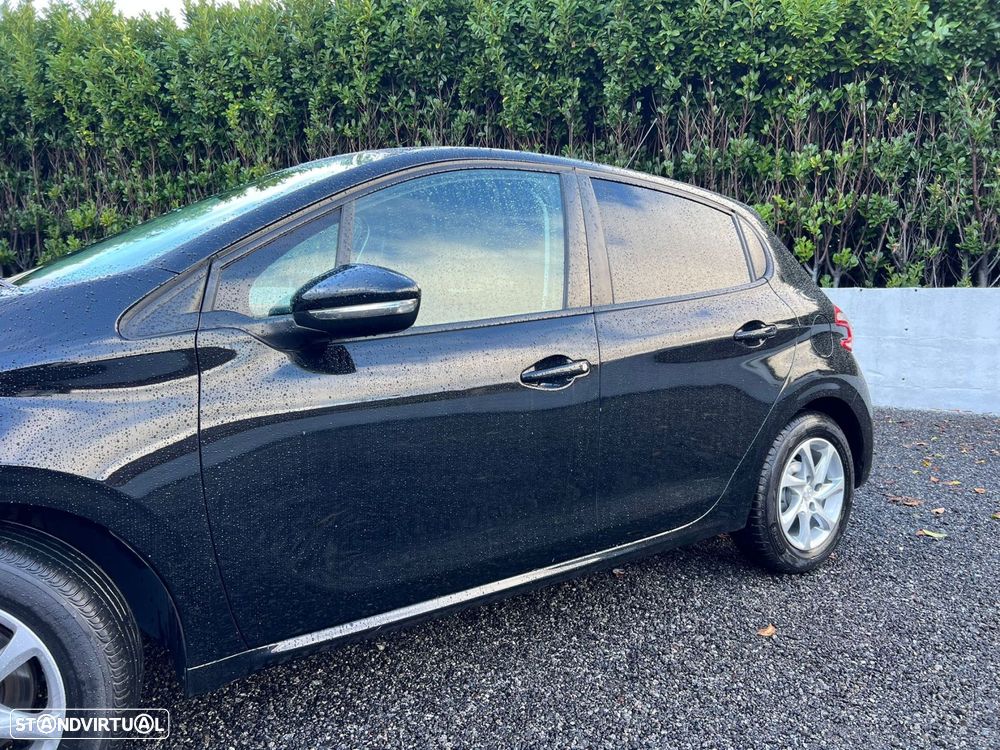 Peugeot 208 1.2 PureTech Active - 16