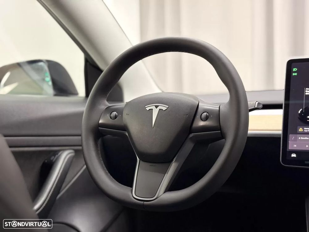 Tesla Model 3 Standard RWD Plus - 18