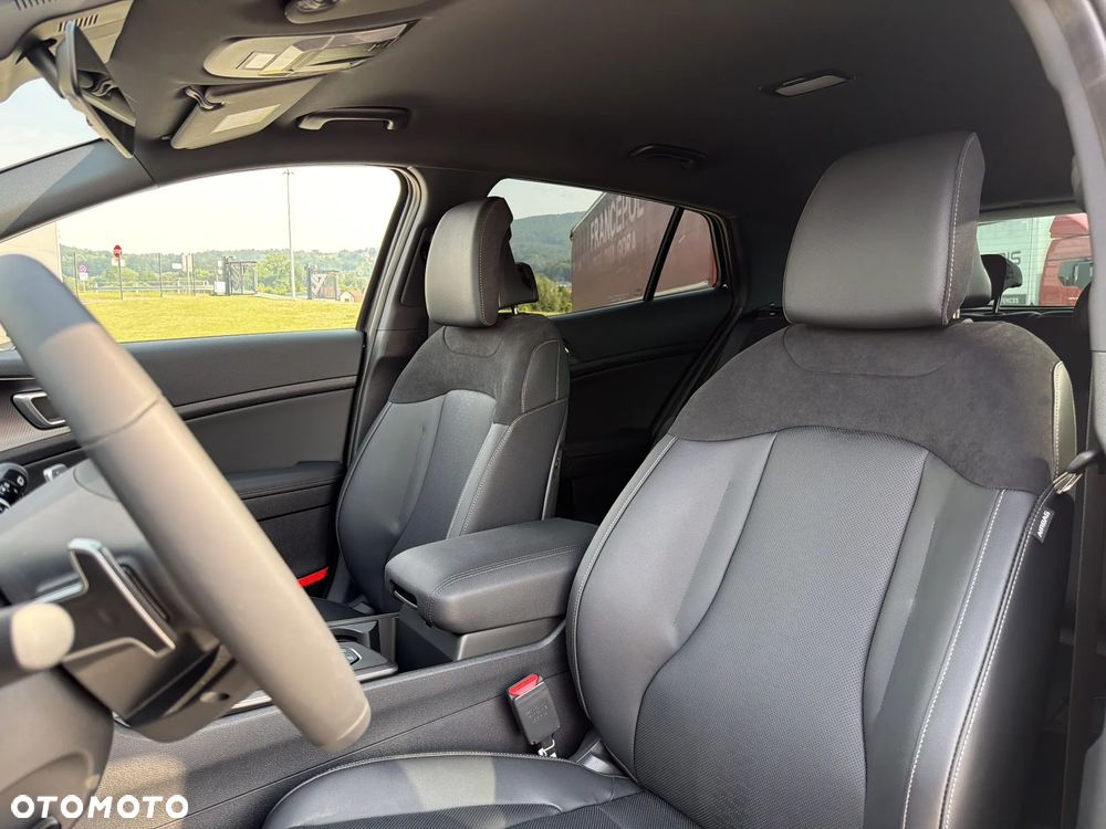 Kia Sportage 1.6 T-GDI Black Edition 2WD DCT - 12
