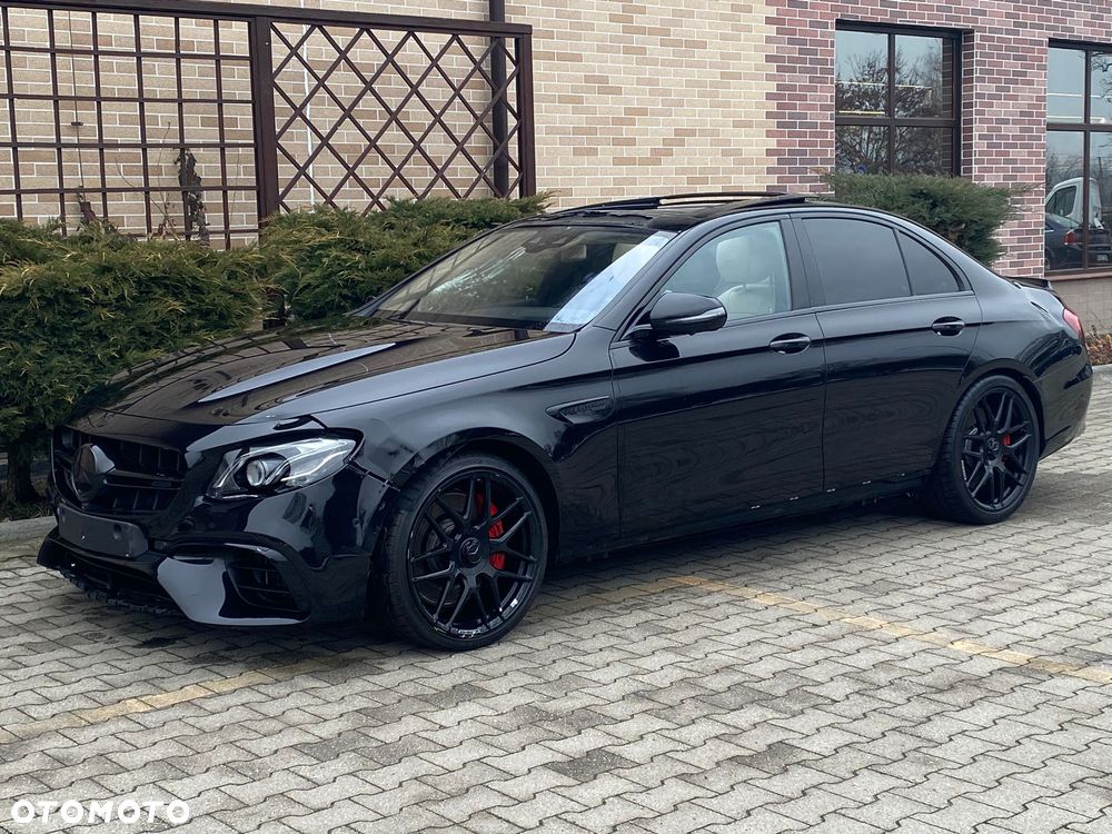 Mercedes-Benz Klasa E - 2