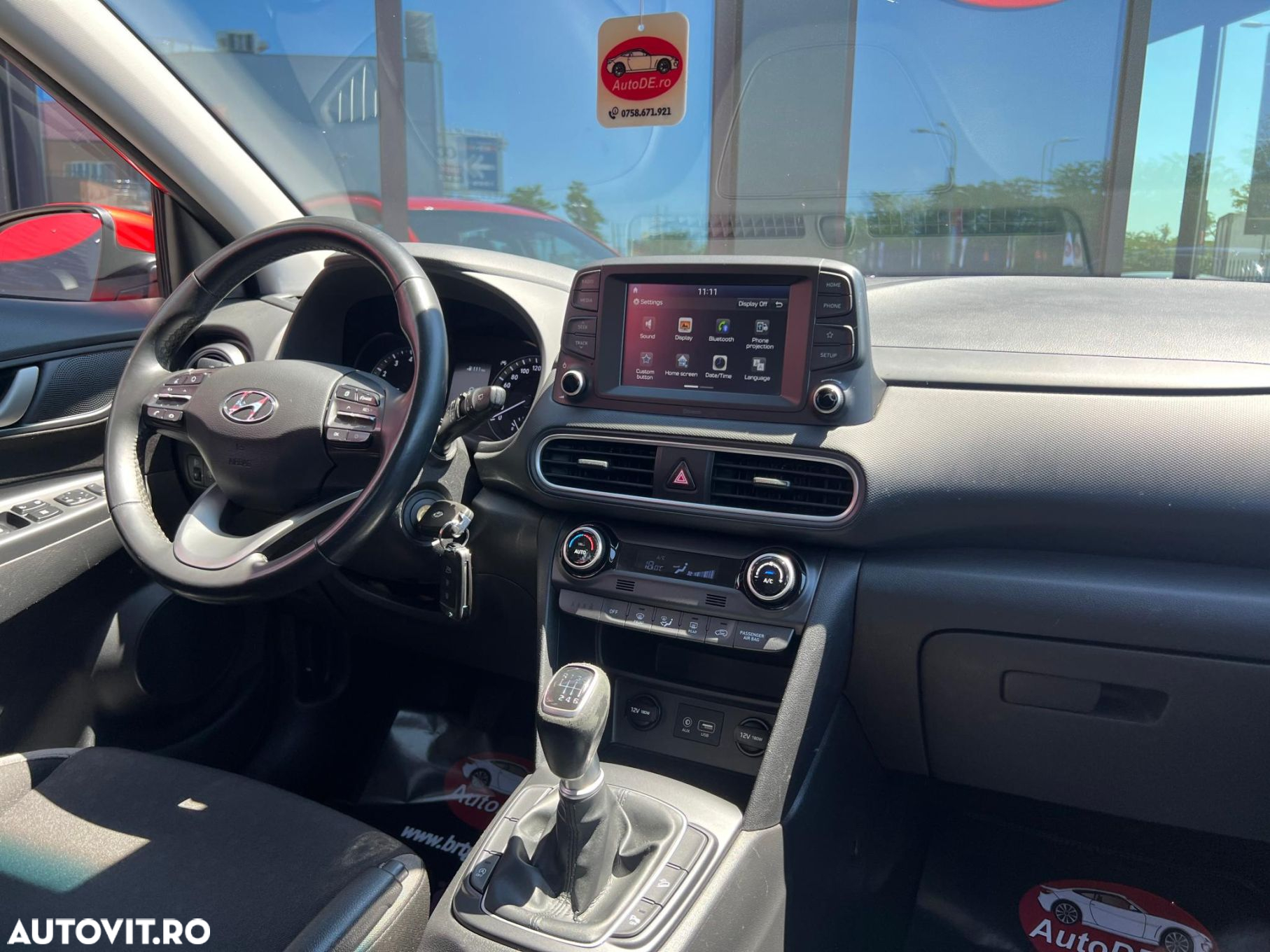 Hyundai KONA - 9