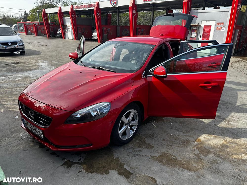 Volvo V40 D2 Summum - 8