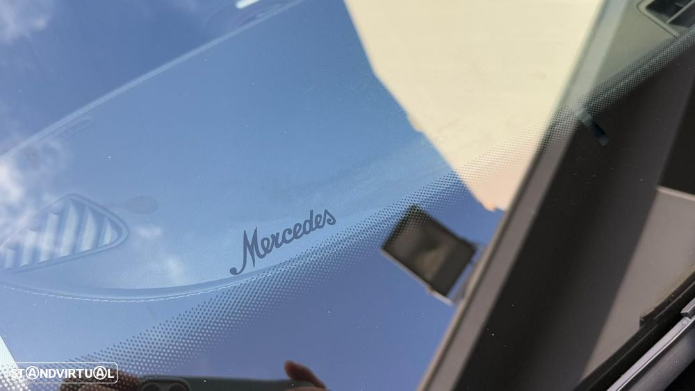 Mercedes-Benz E 300 e Avantgarde - 8