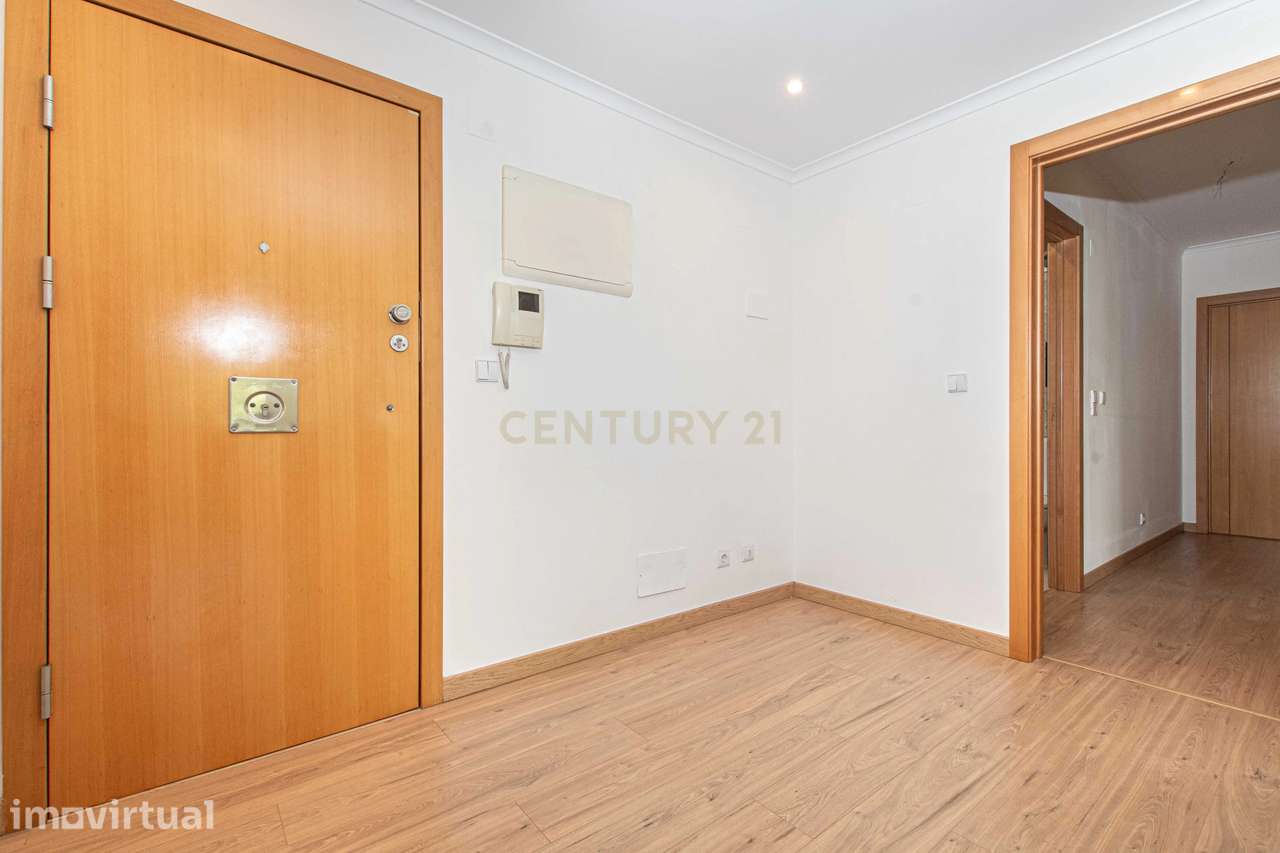 Apartamento T2 para arrendamento - Grande imagem: 2/24