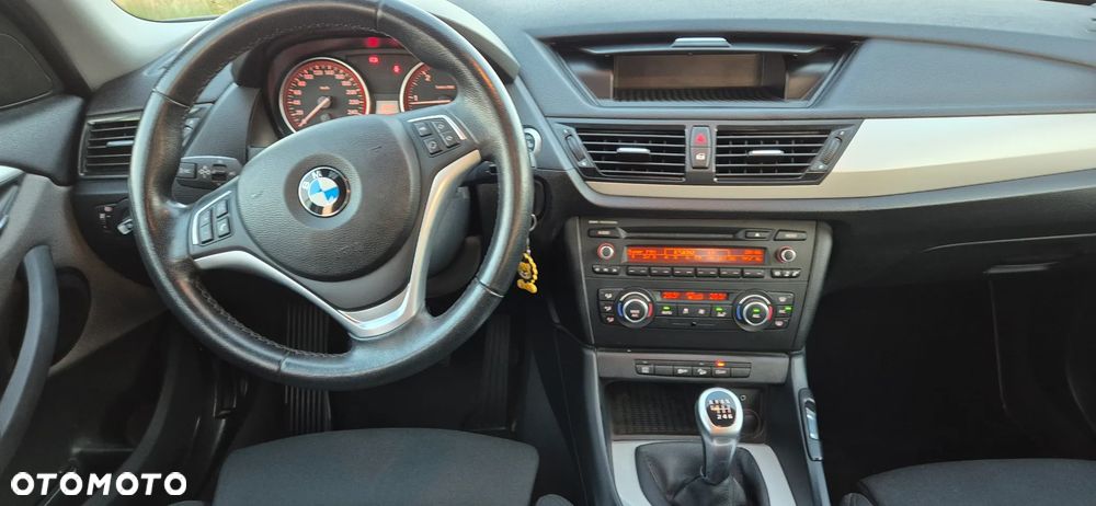 BMW X1 xDrive18d - 6