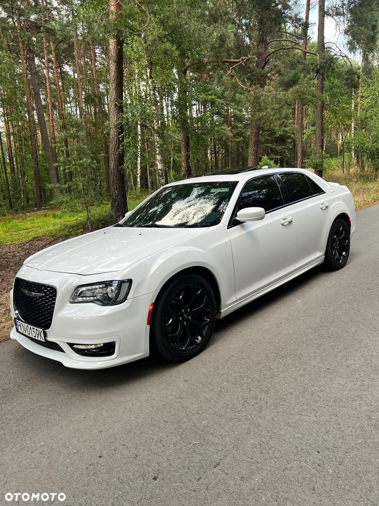 Chrysler 300s - 14