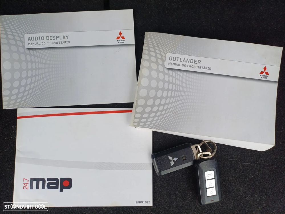 Mitsubishi Outlander 2.2 DI-D Intense+ - 48