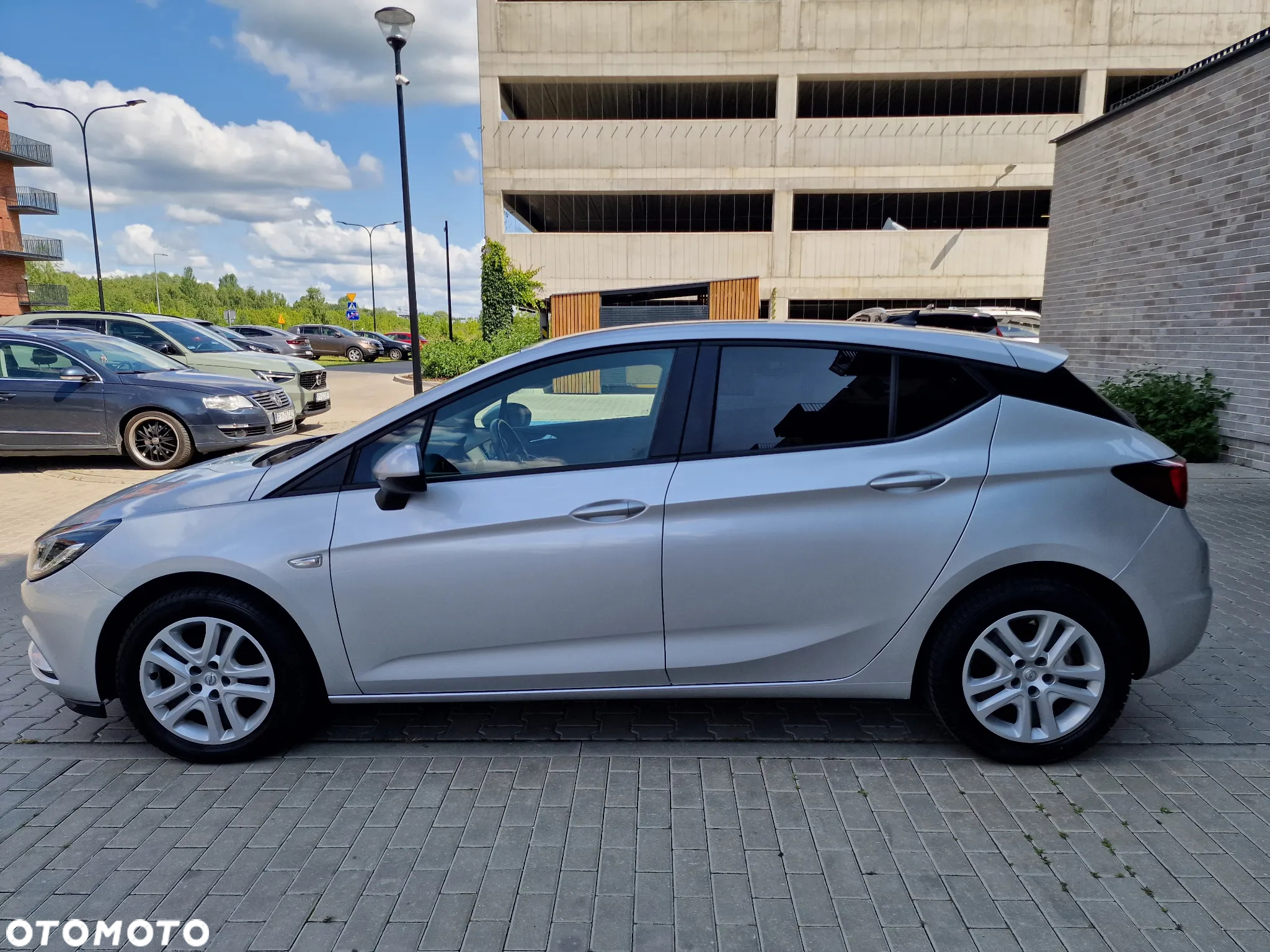 Opel Astra V 1.6 CDTI Essentia - 7