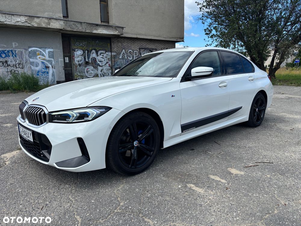 BMW Seria 3 320i xDrive M Sport - 17