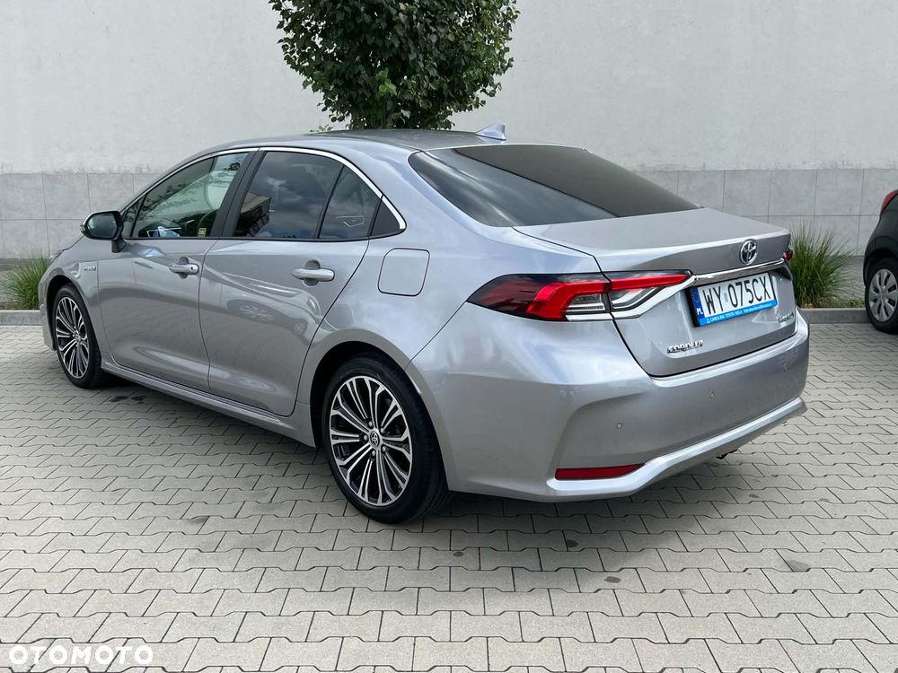Toyota Corolla - 4