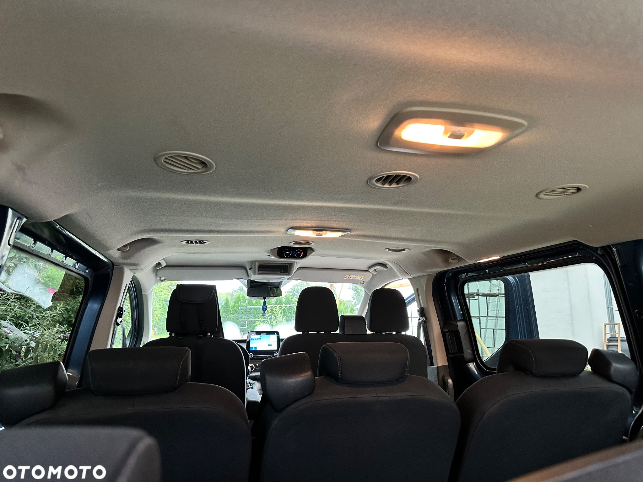 Ford Transit Custom 310 L2H1 Limited - 11