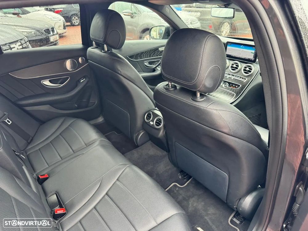 Mercedes-Benz C 220 d AMG Line - 44