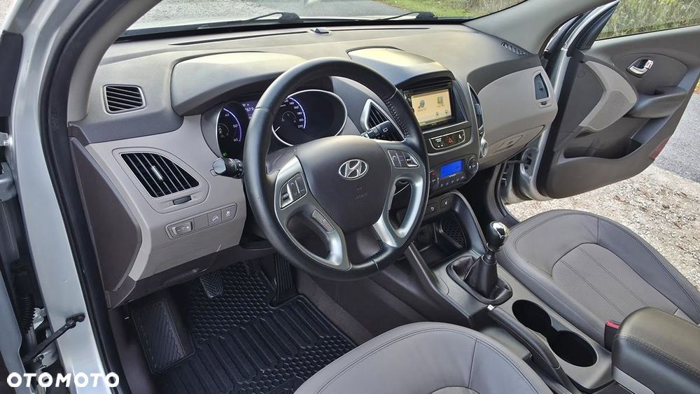 Hyundai ix35 - 21