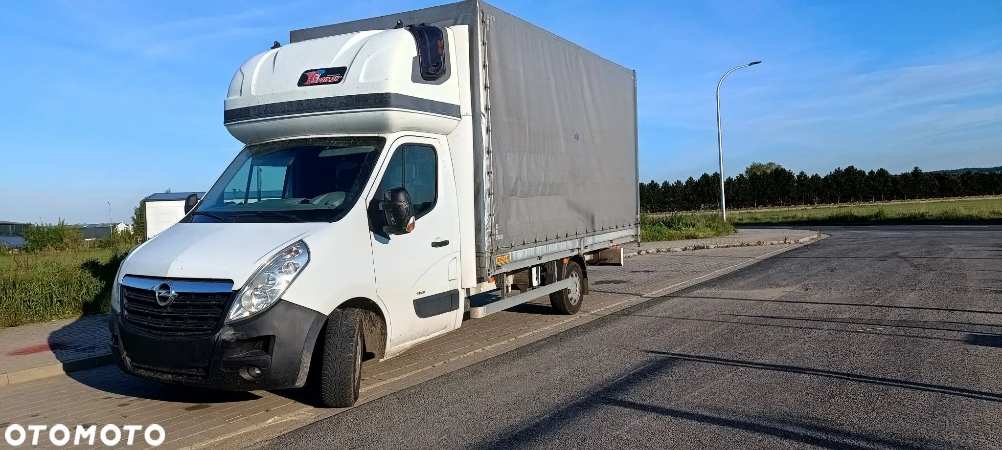 Opel Movano - 1
