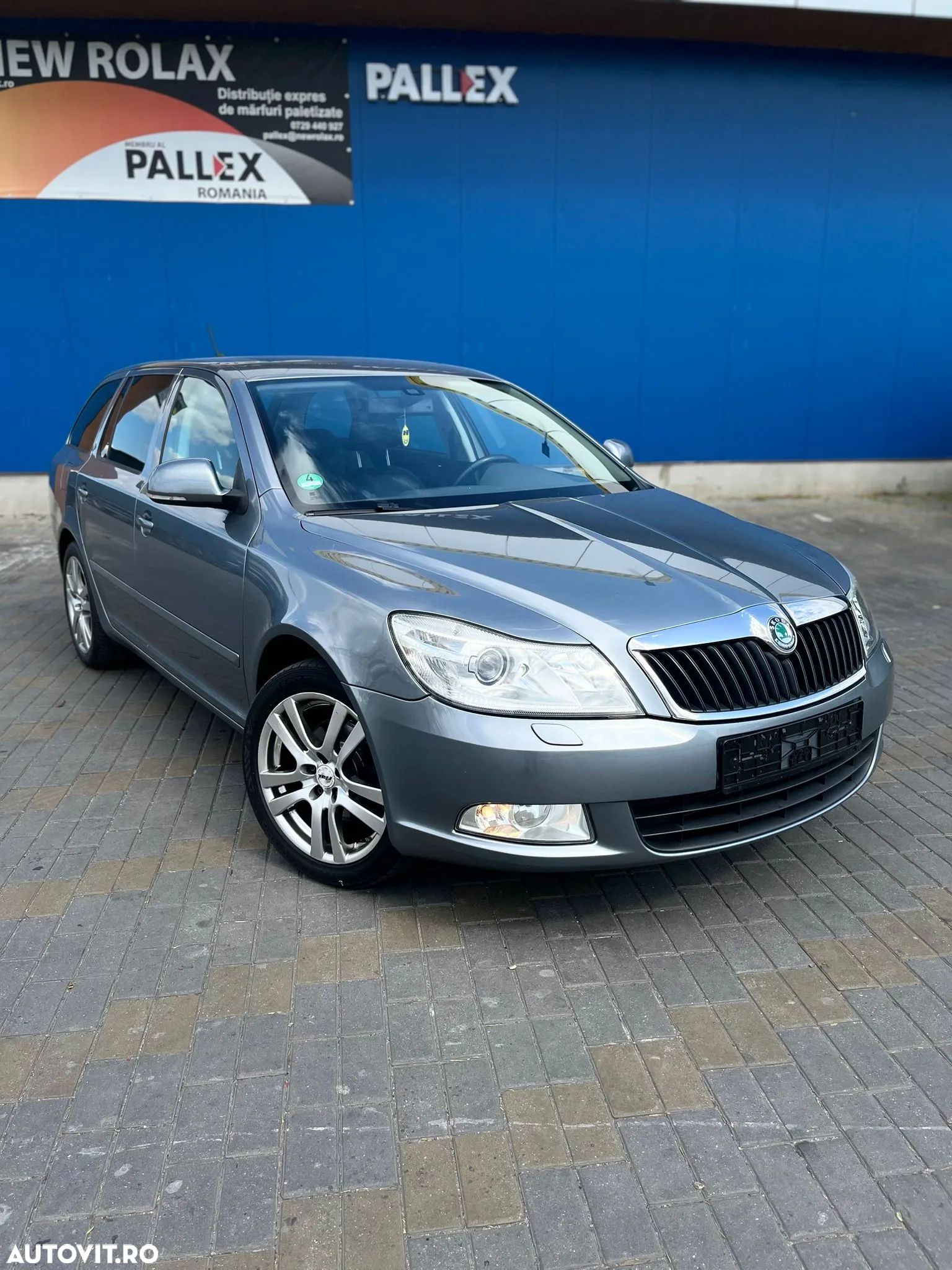 Skoda Octavia 2.0 TDI DPF DSG Elegance - 1