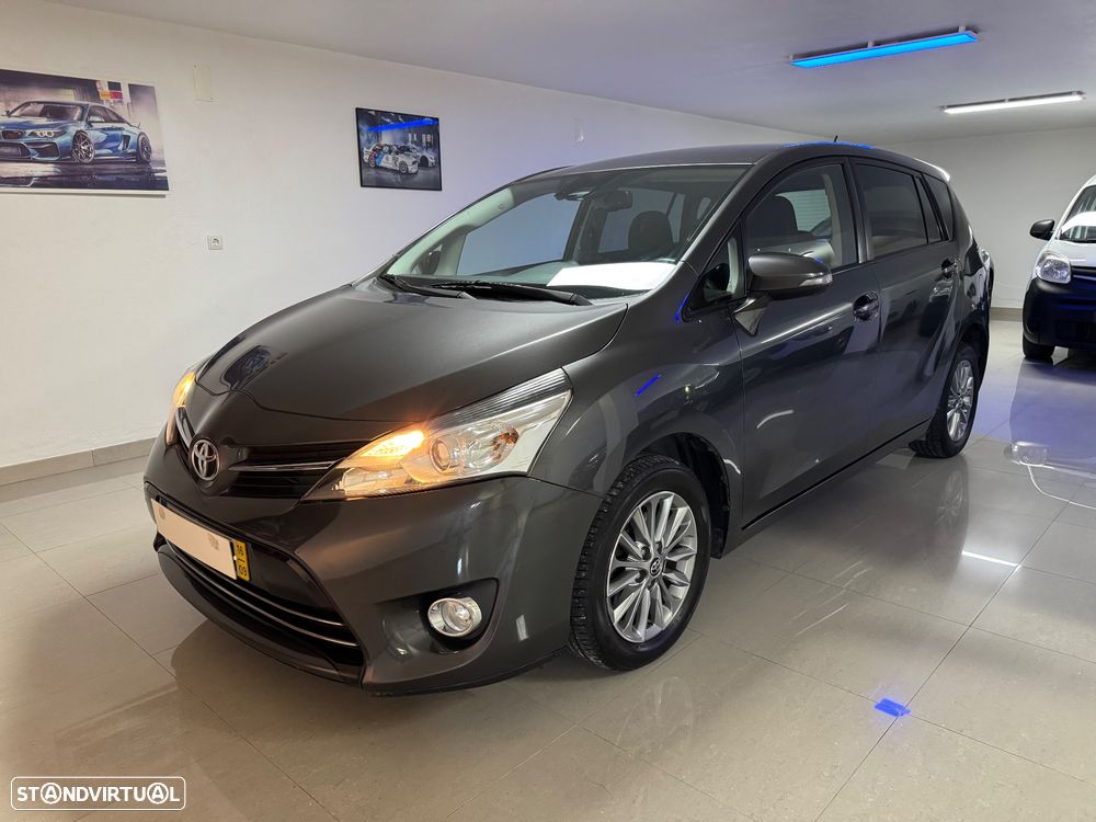 Toyota Verso 1.6 D-4D Exclusive - 26