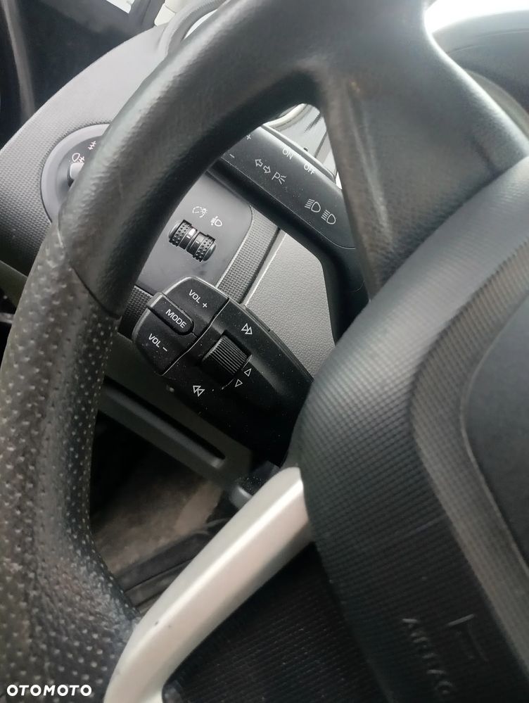 Seat Ibiza SC 1.4 16V Style - 32
