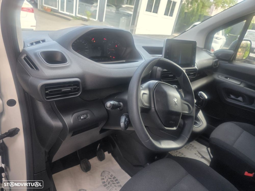 Peugeot Partner Outro - 17