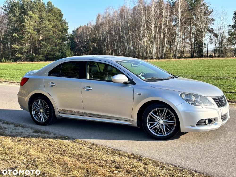 Suzuki Kizashi 2.4 4x4 CVT Sport - 2