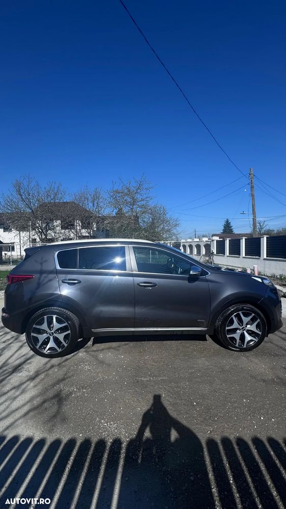 Kia Sportage 2,0 CRDI AWD Aut. GT Line - 3