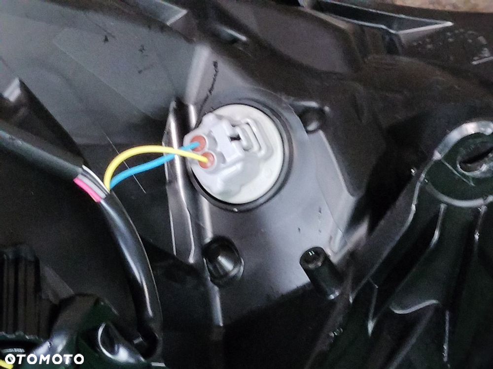 TOYOTA RAV4 19-26r Lampa Przód ZWYKŁA - 7