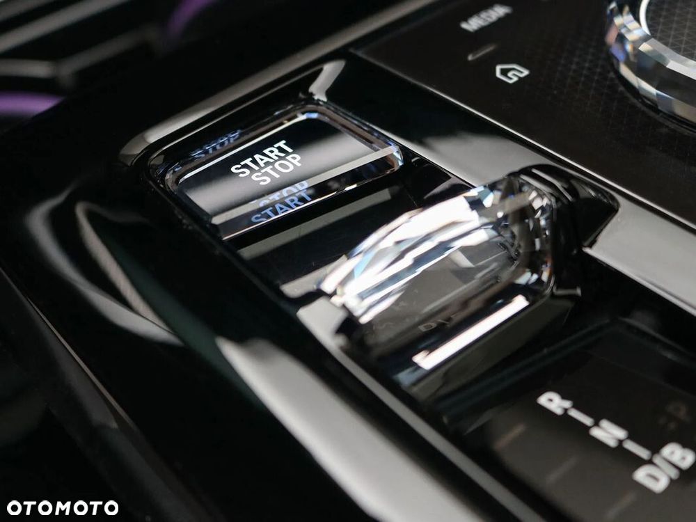 BMW i5 83.9kWh M60 xDrive - 18