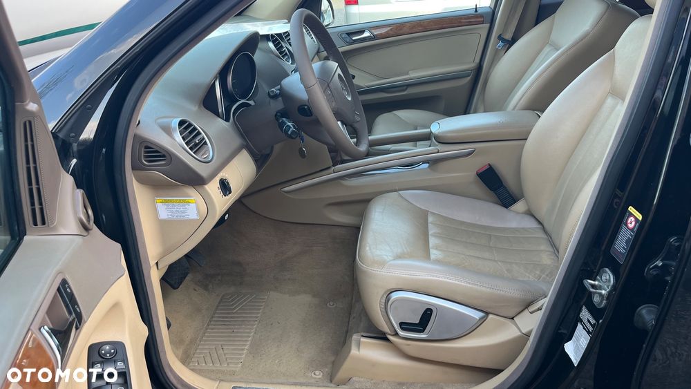 Mercedes-Benz ML 350 4-Matic - 9