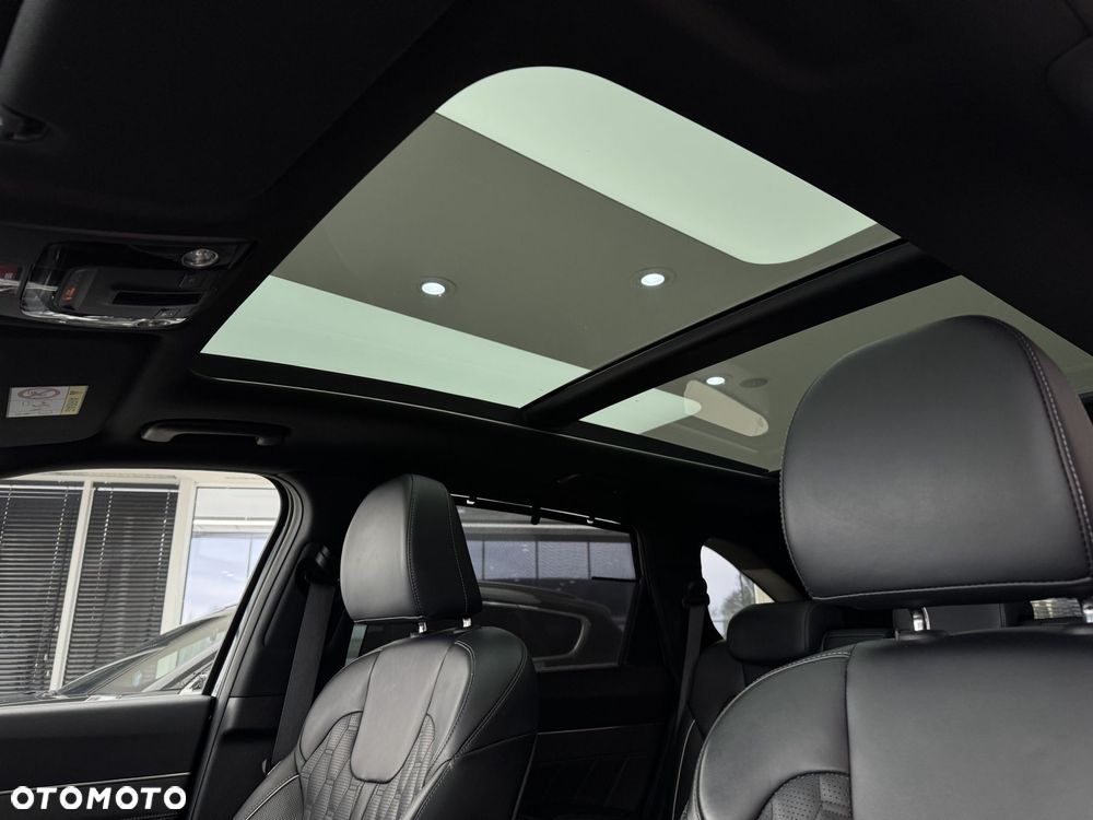Kia Sorento - 10