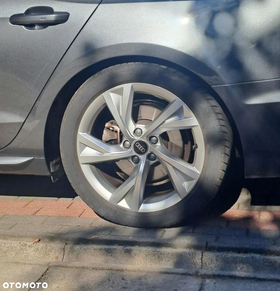 Audi A4 Avant - 25