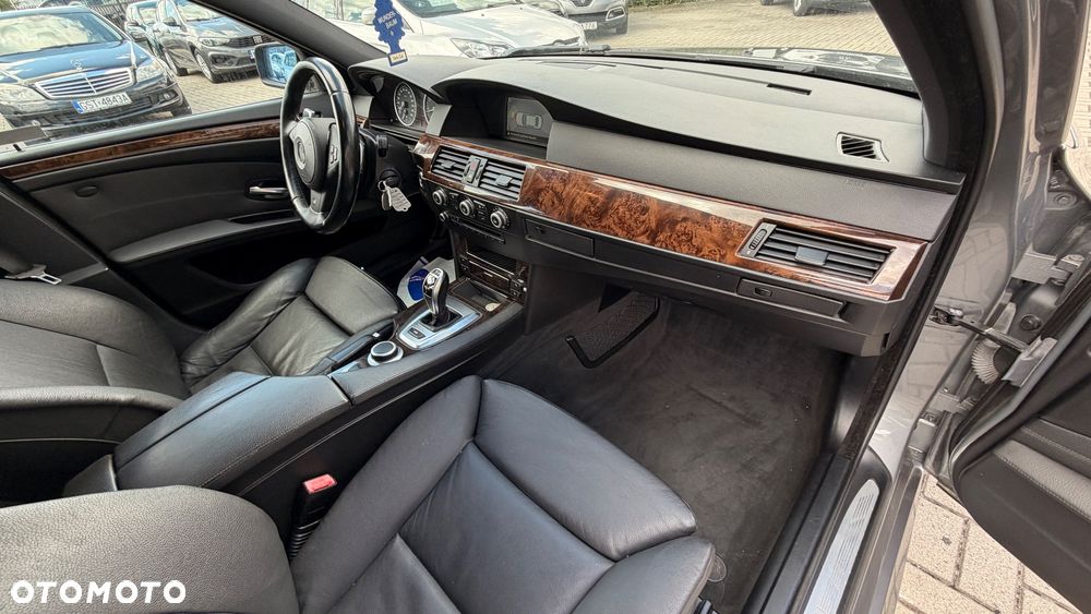 BMW Seria 5 - 10