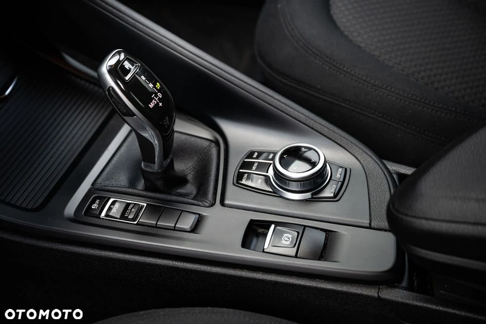 BMW X1 - 16
