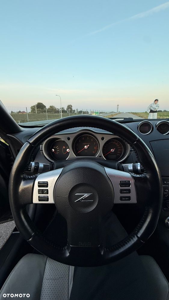 Nissan 350 Z 3.5 V6 - 9