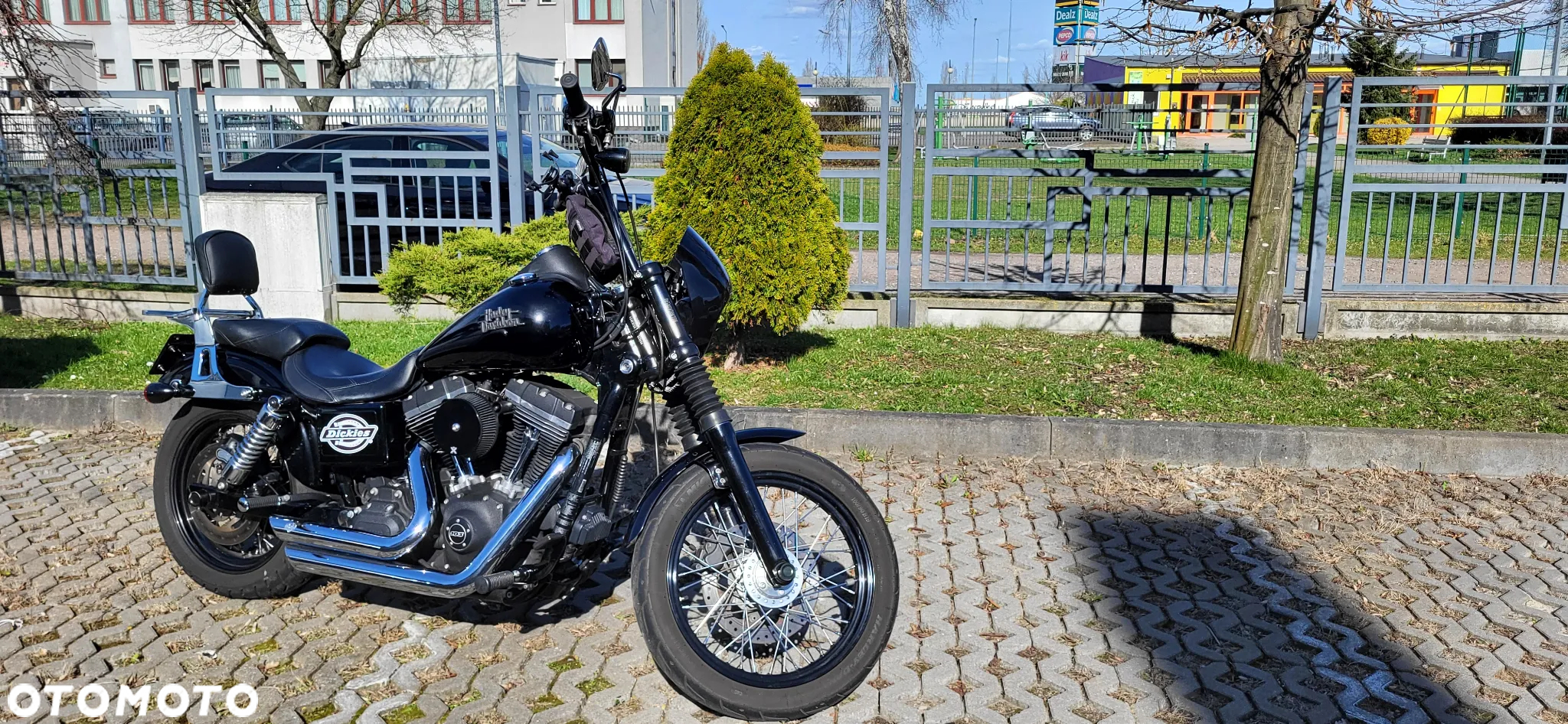 Harley-Davidson Dyna Street Bob - 4