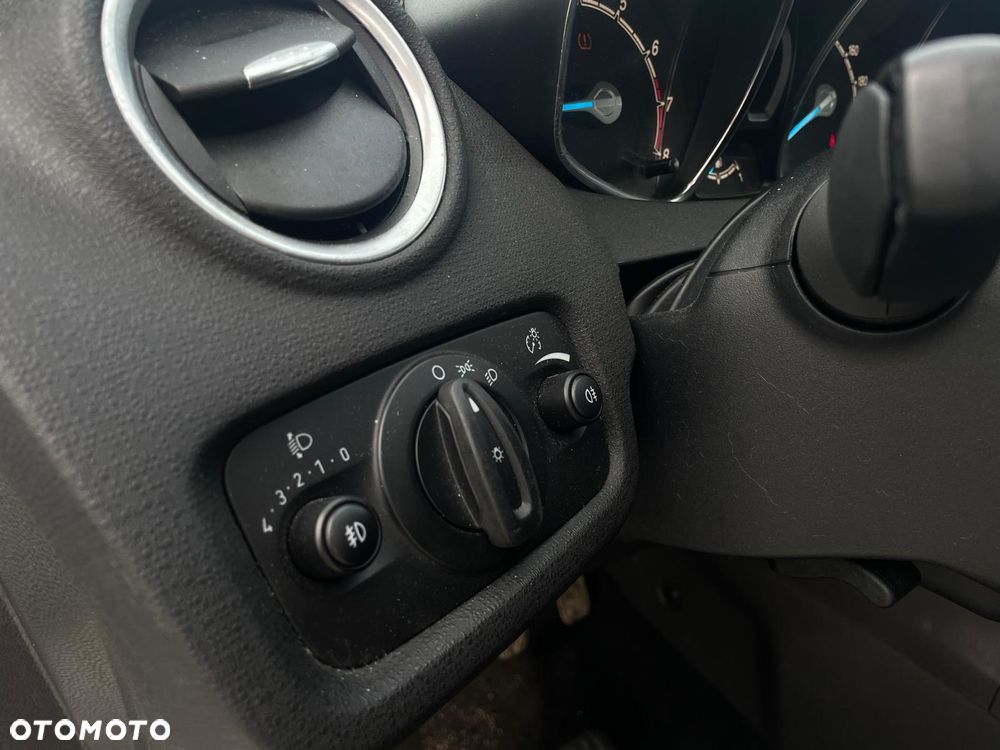 Ford Fiesta 1.0 EcoBoost SYNC Edition - 20