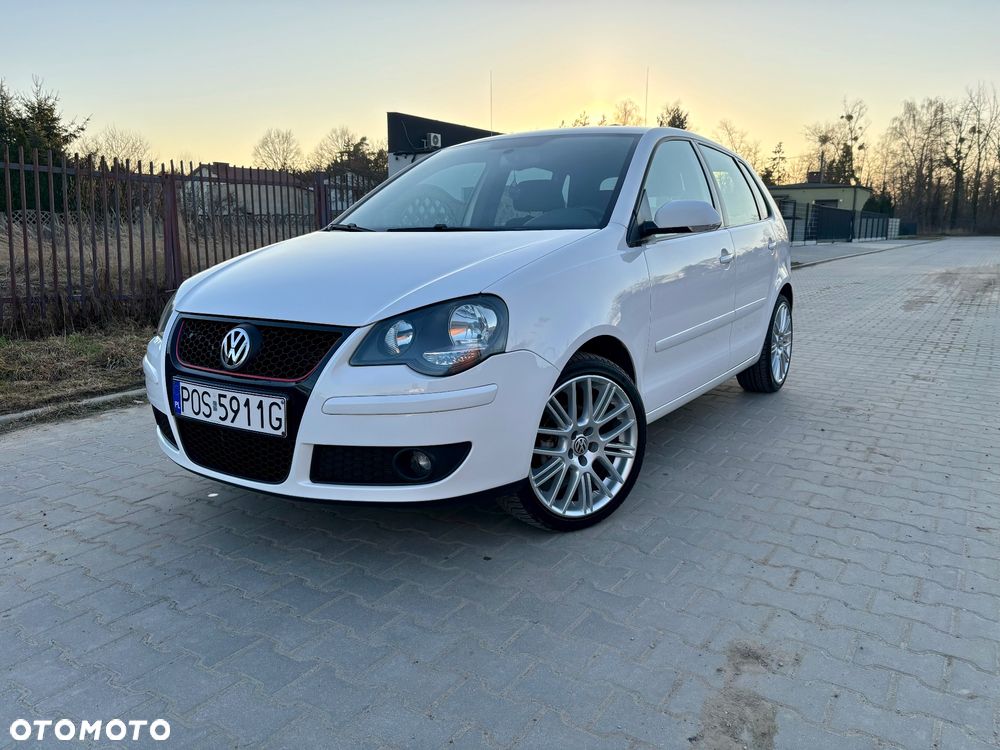 Volkswagen Polo - 1