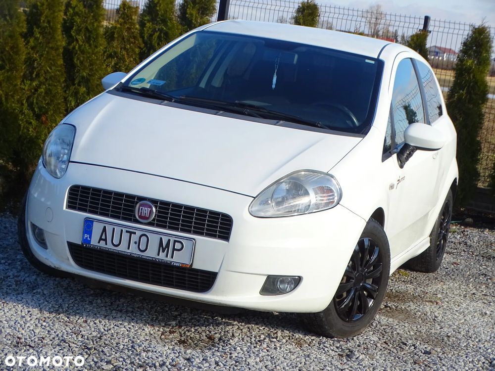 Fiat Grande Punto - 11