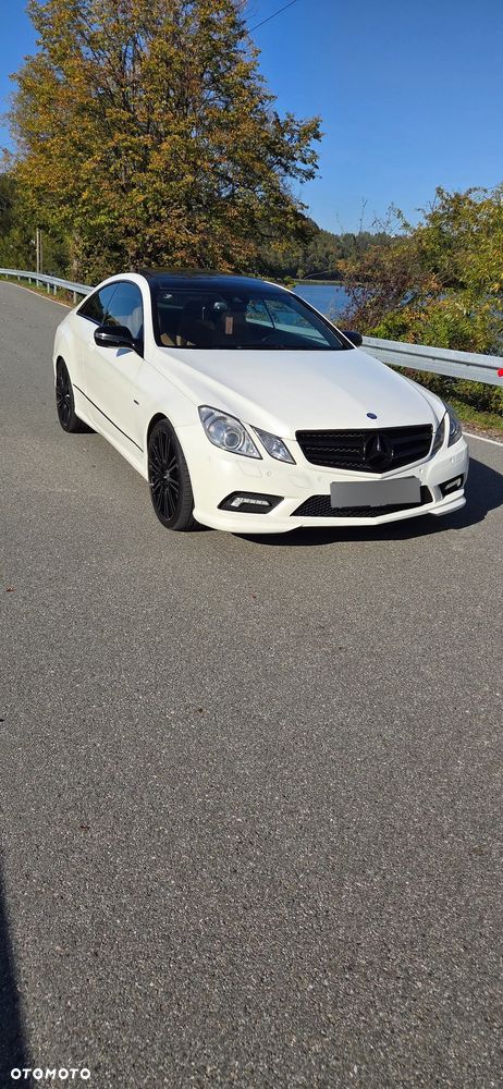 Mercedes-Benz Klasa E 350 CGI BlueEff - 9