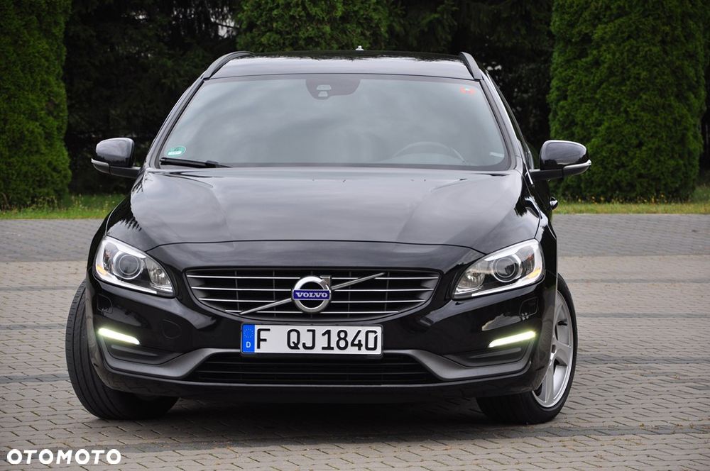 Volvo V60 D3 Geartronic Summum - 2