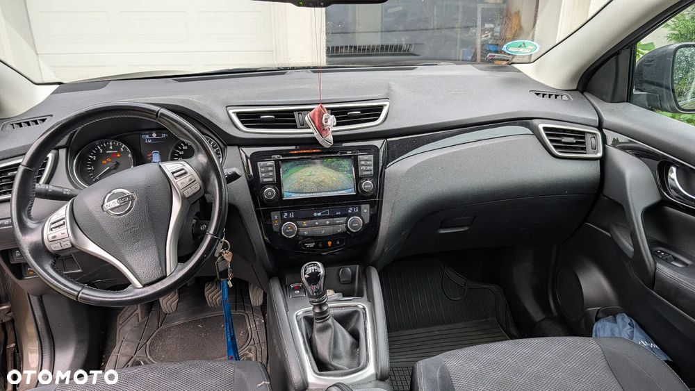 Nissan Qashqai - 10
