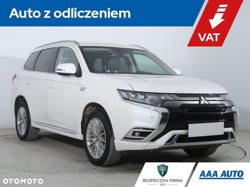 Mitsubishi Outlander - 1